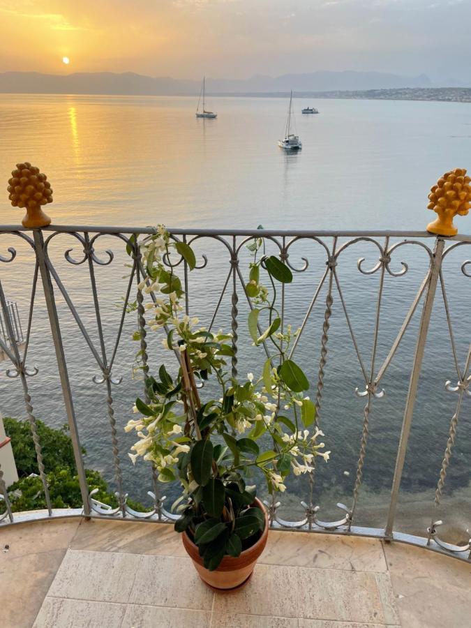 شقة Castello A Mare كاستيلاّماري ديل غو المظهر الخارجي الصورة