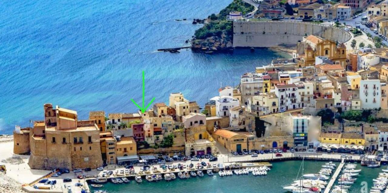 شقة Castello A Mare كاستيلاّماري ديل غو المظهر الخارجي الصورة